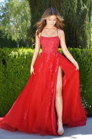 Alisha Gown - RED - Image 4