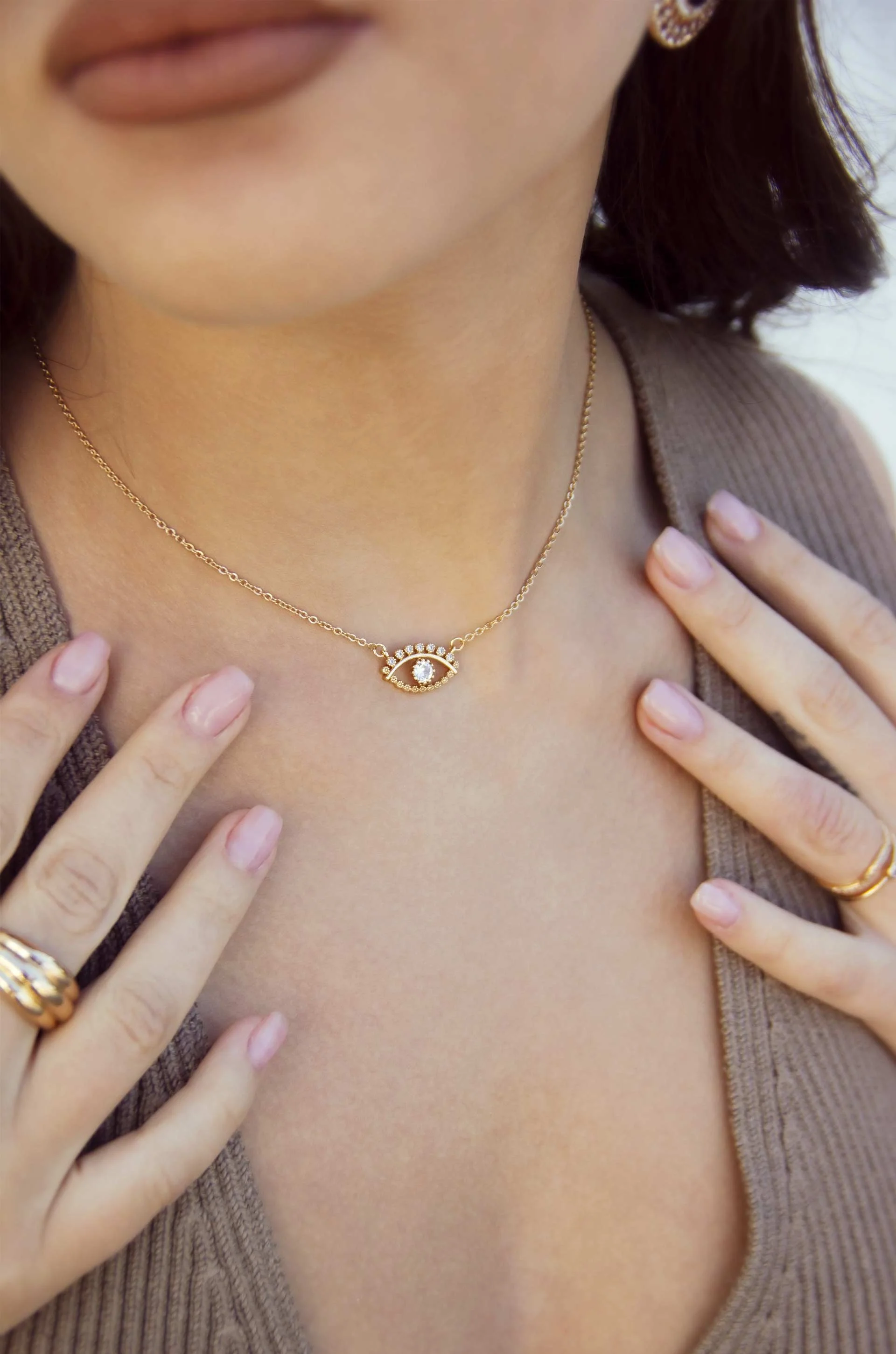 All Knowing Eye Crystal Necklace - Image 7