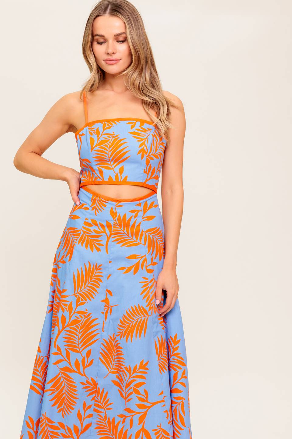 APRICOT SUNSET CUT-OUT MIDI DRESS - Image 5