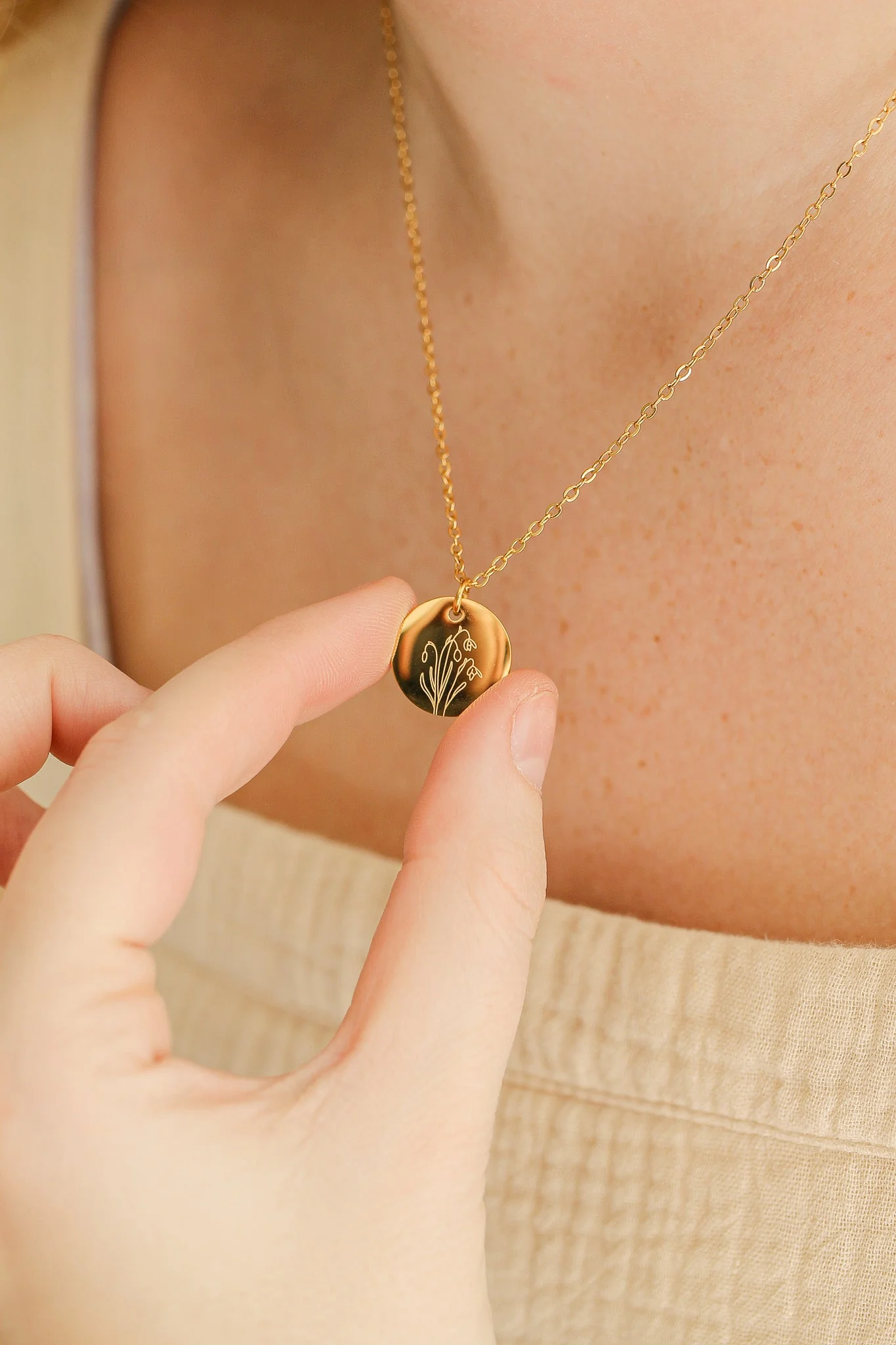 Birth Flower Necklace in Gold - Image 15