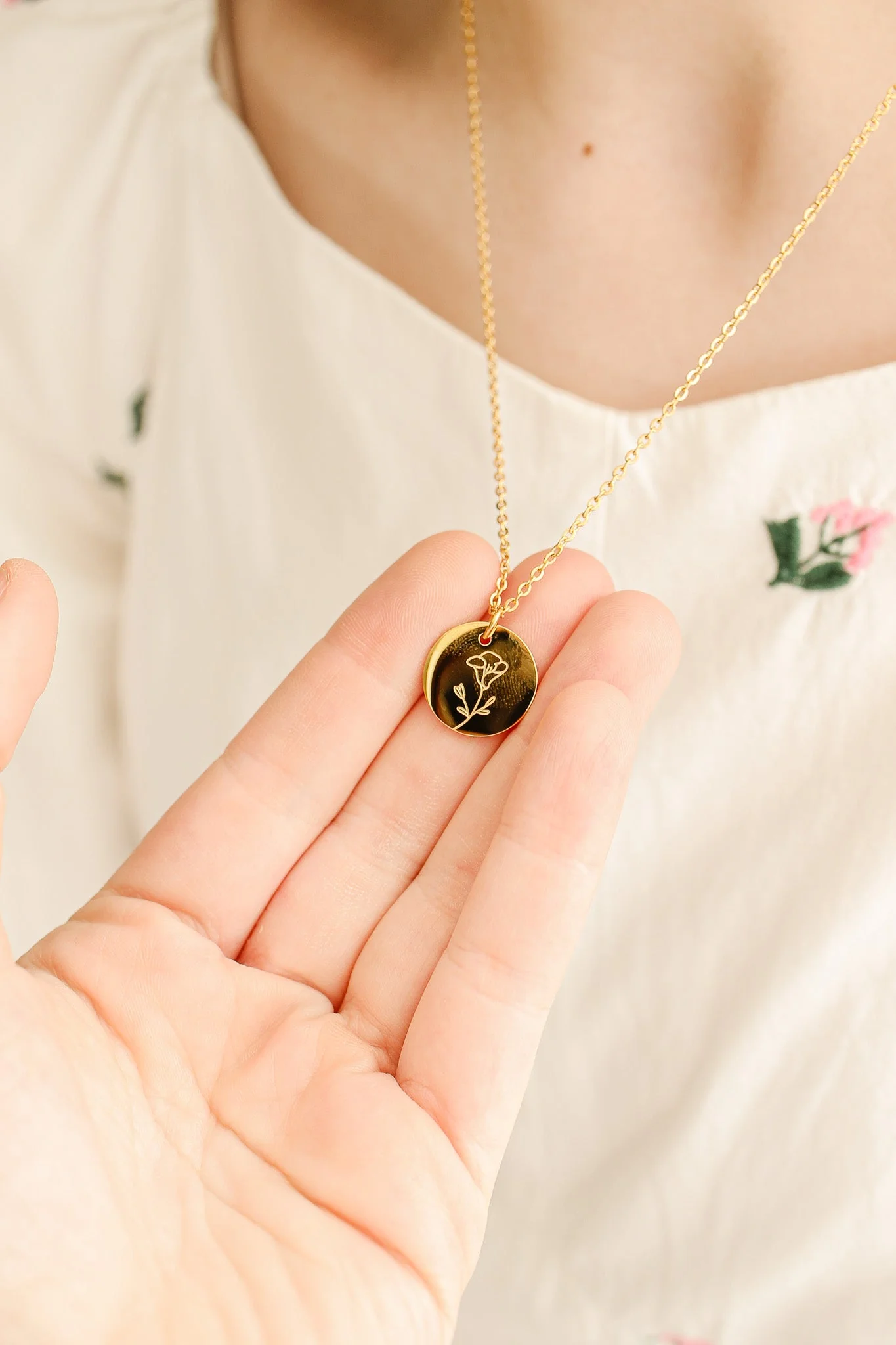Birth Flower Necklace in Gold - Image 19