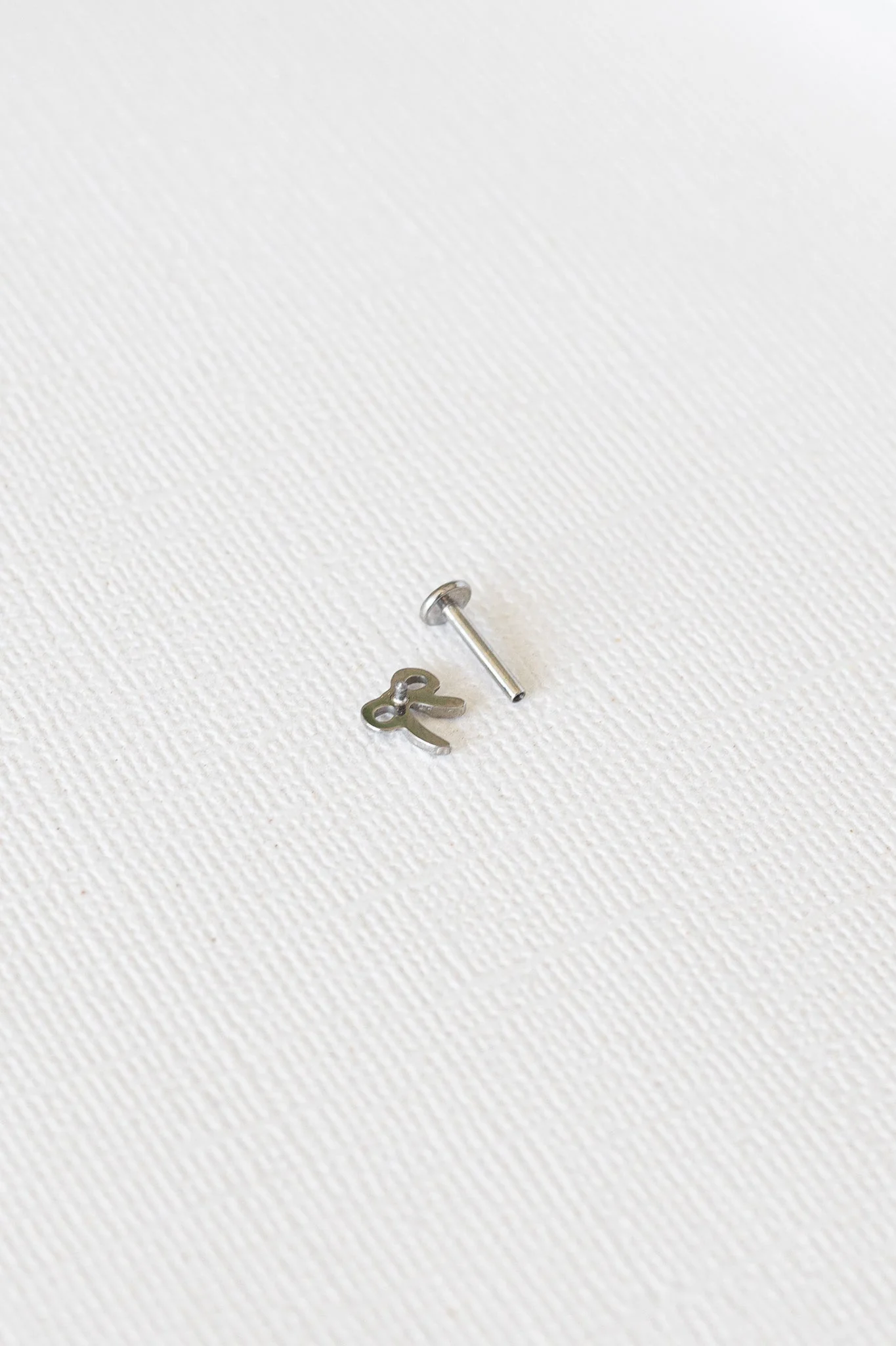 Bow Flat Back Stud Earring 2.0 - Image 7