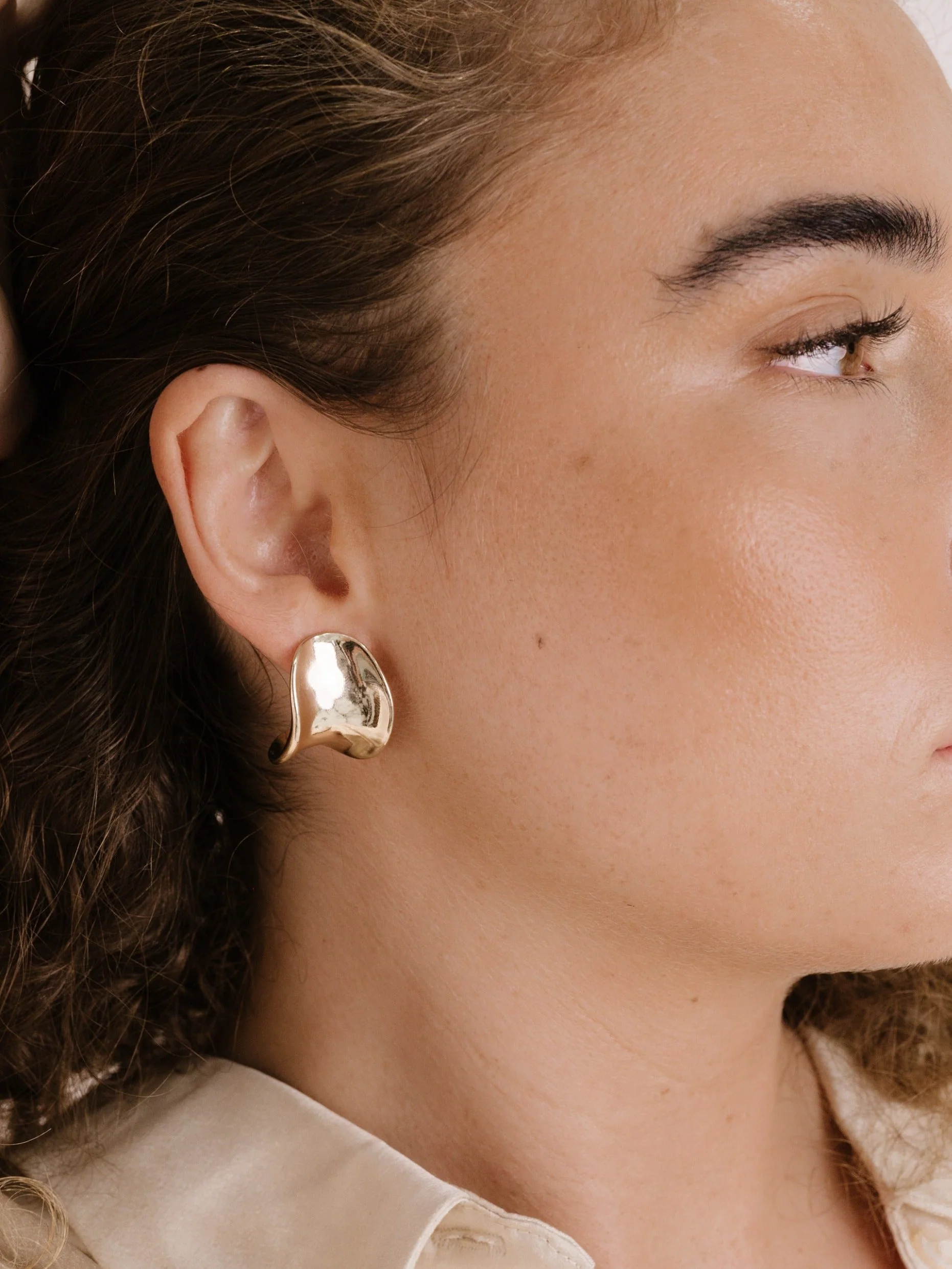 Curved Stud Earrings - Image 6