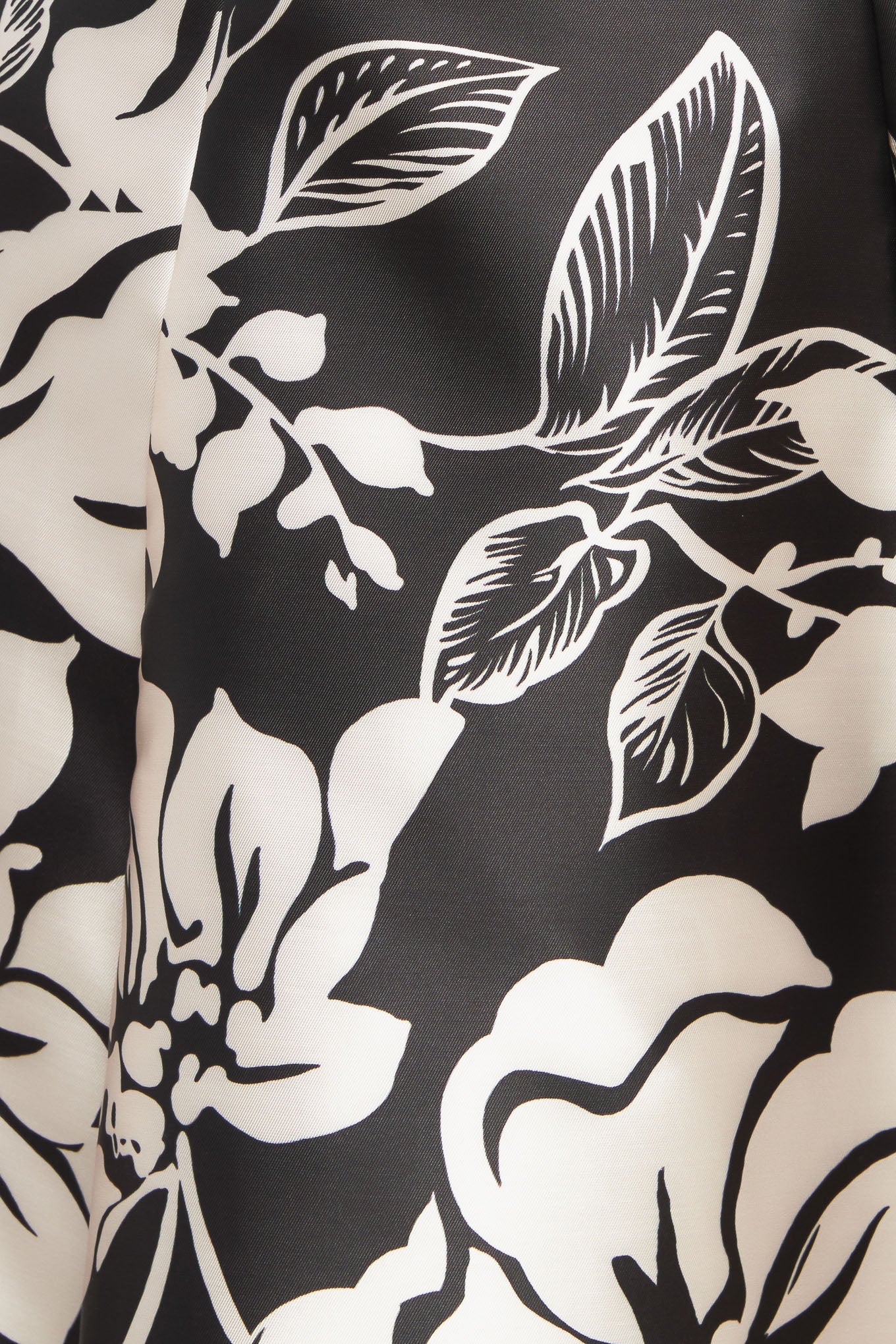 ELEGANT BLOOM SWIRL BLACK FLORAL MIDI DRESS - Image 6