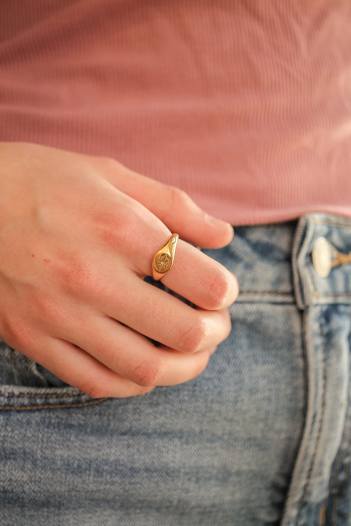 Estelle Ring in Gold - Image 3