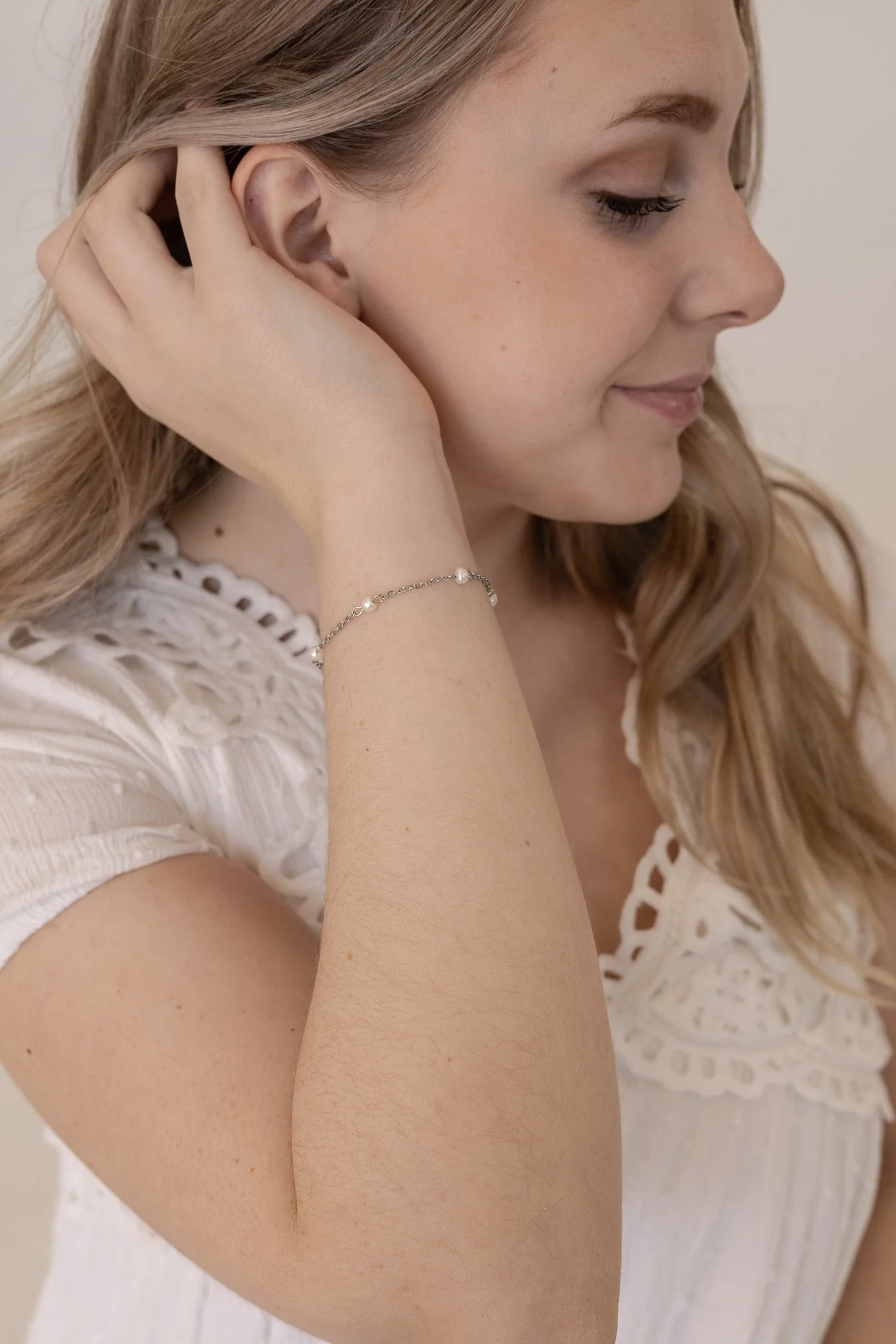 Evelynn Freshwater Pearl Bracelet - Image 13