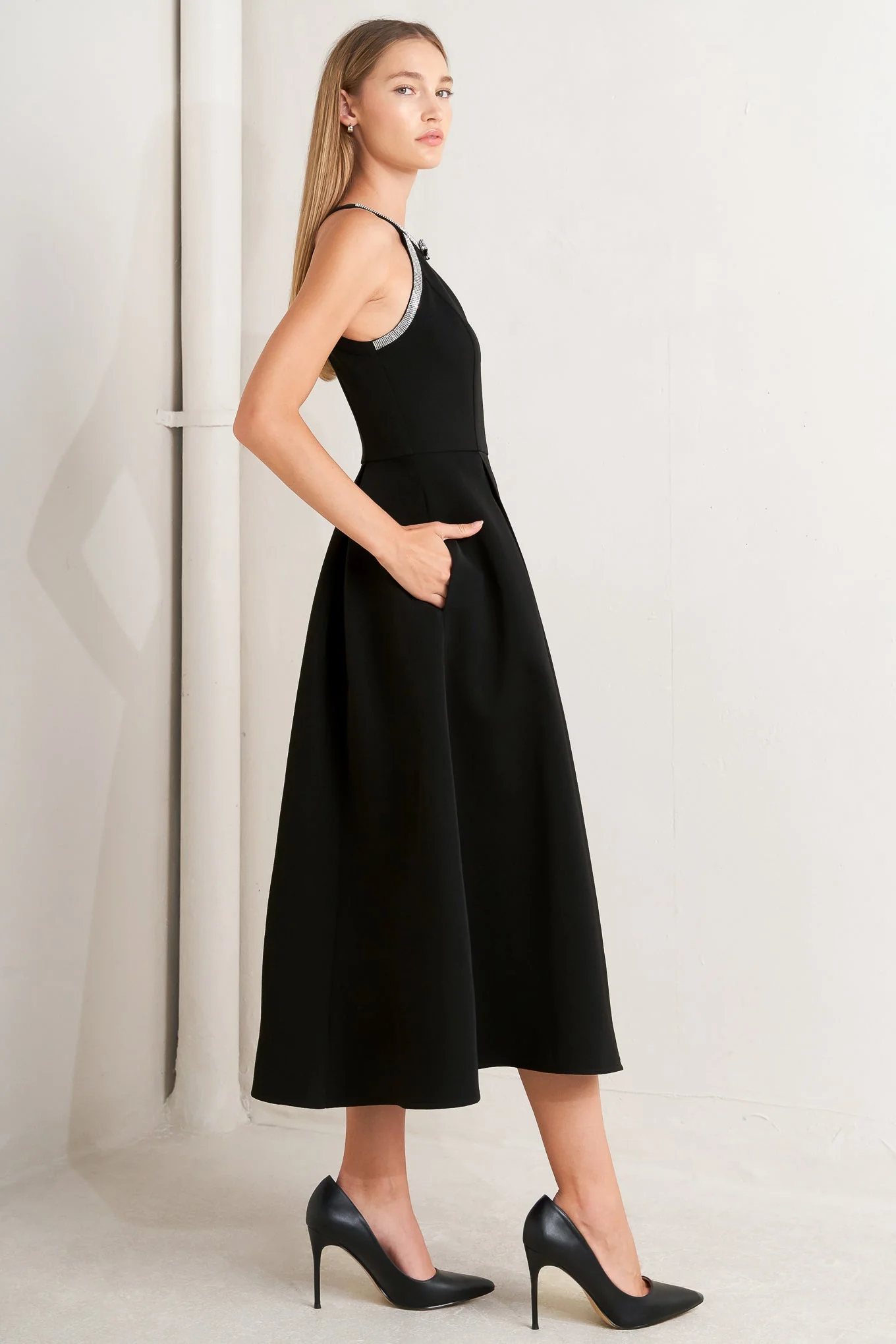 GALAXY CHARM BLACK MIDI DRESS - Image 3