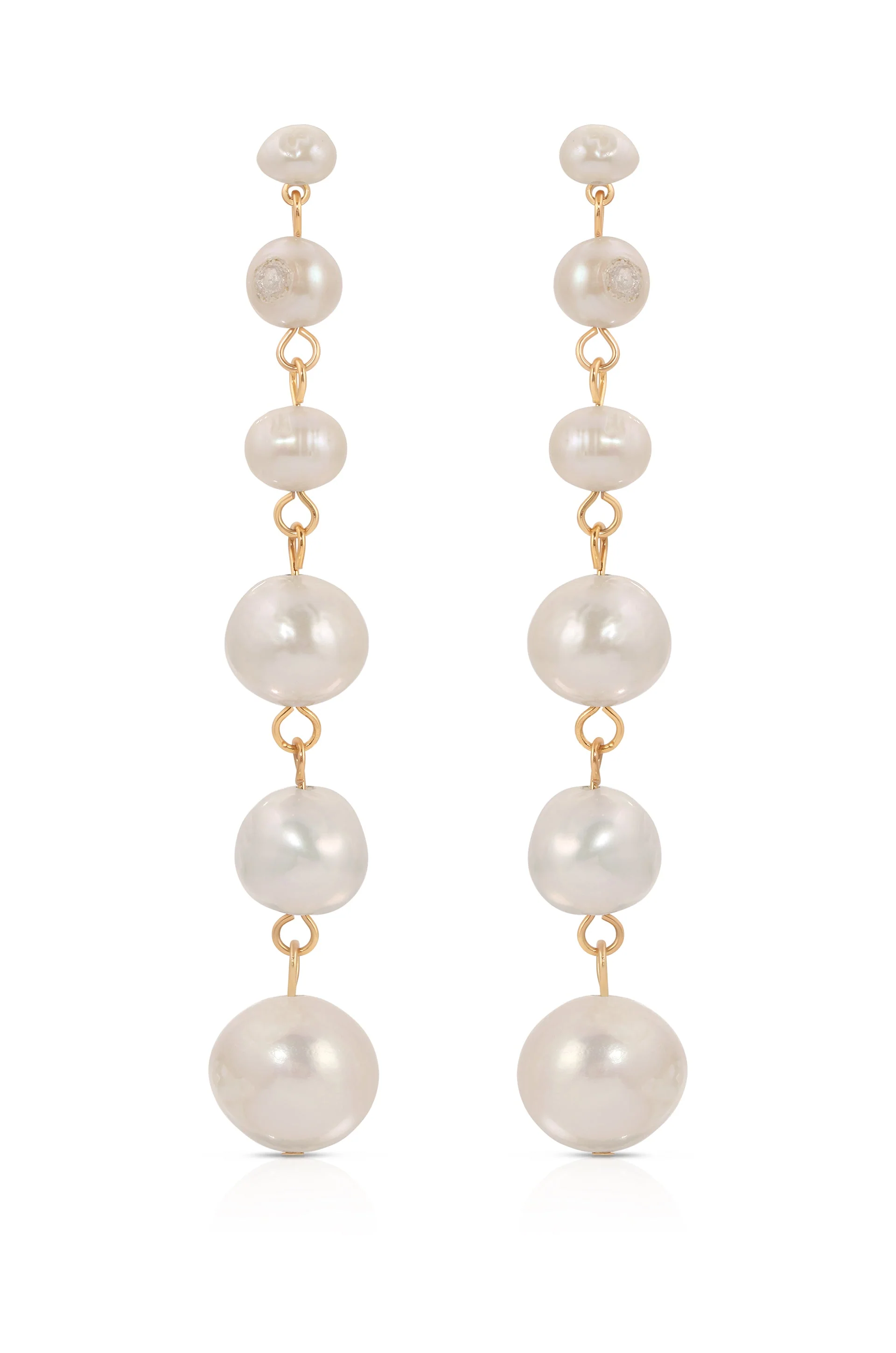Graduating Freshwater Pearl Earrings - Image 2