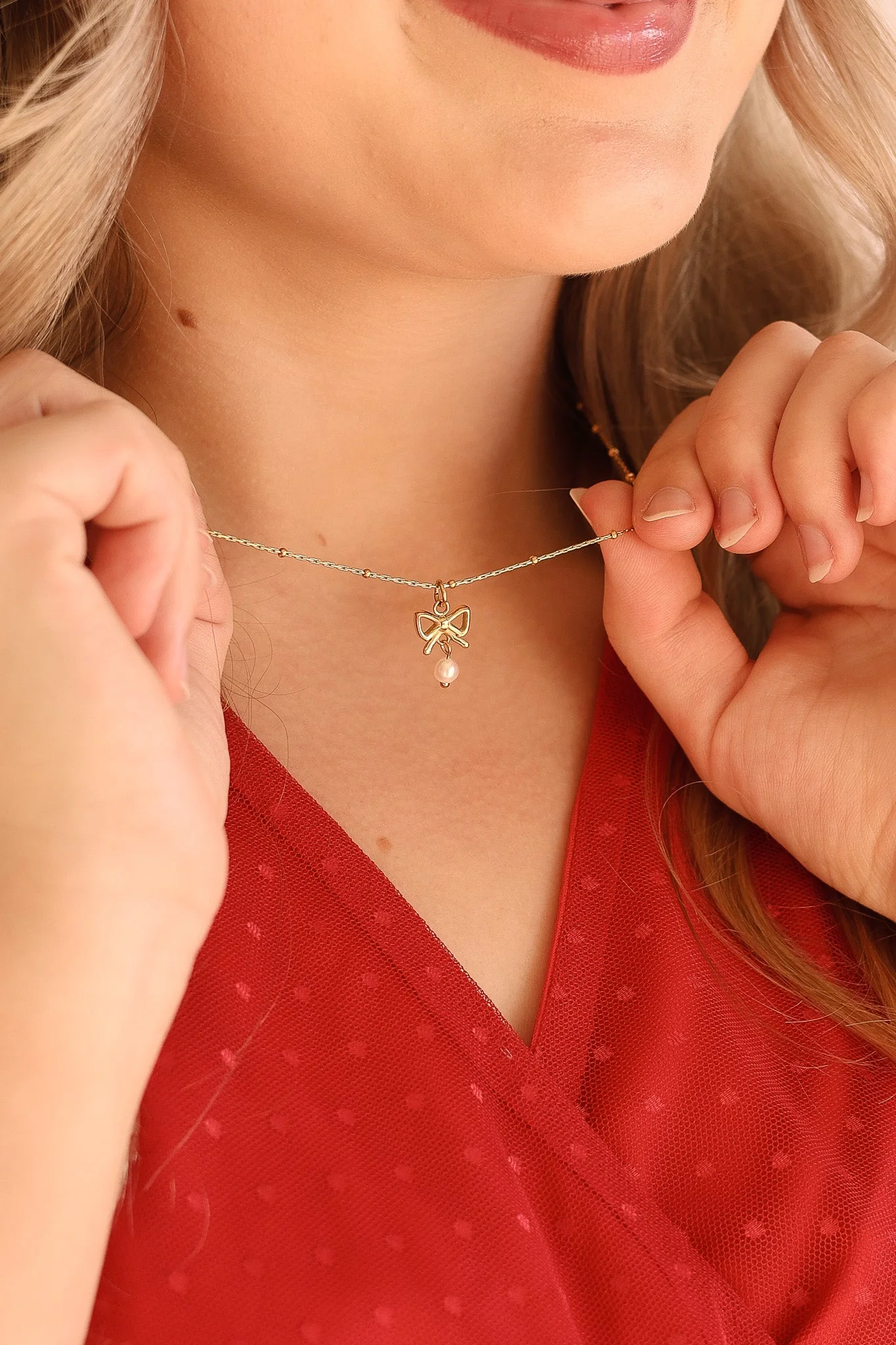 Jane Bow & Pearl Necklace - Image 10