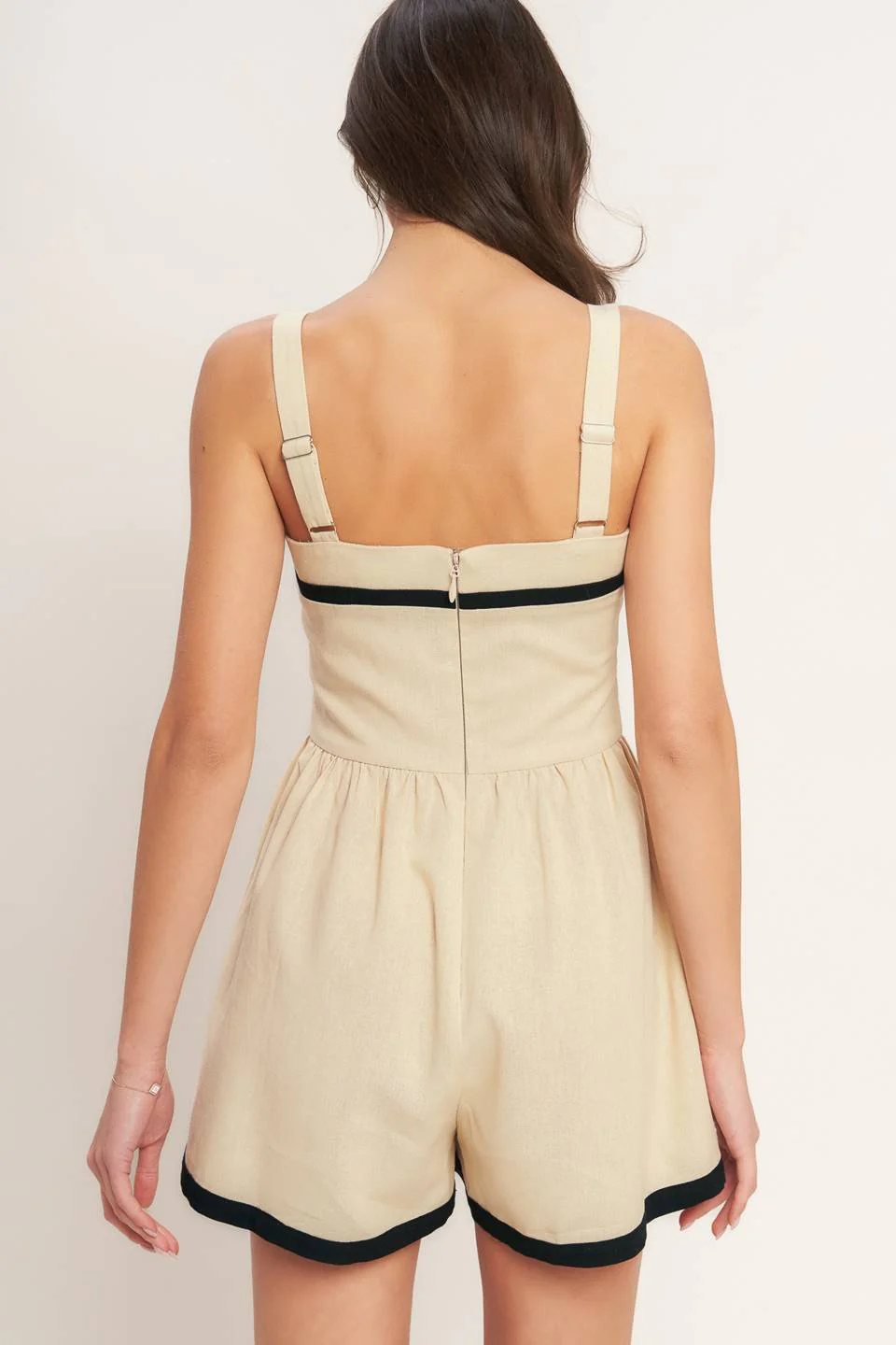 LOVELY LINE TAUPE ROMPER - Image 4
