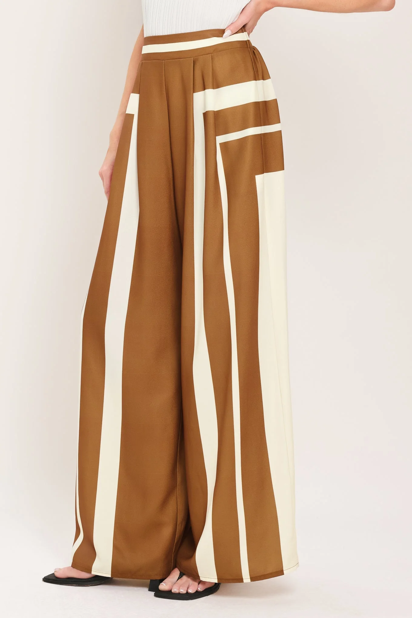 LUXE COAST BROWN & IVORY TOP & PANT SET - Image 8