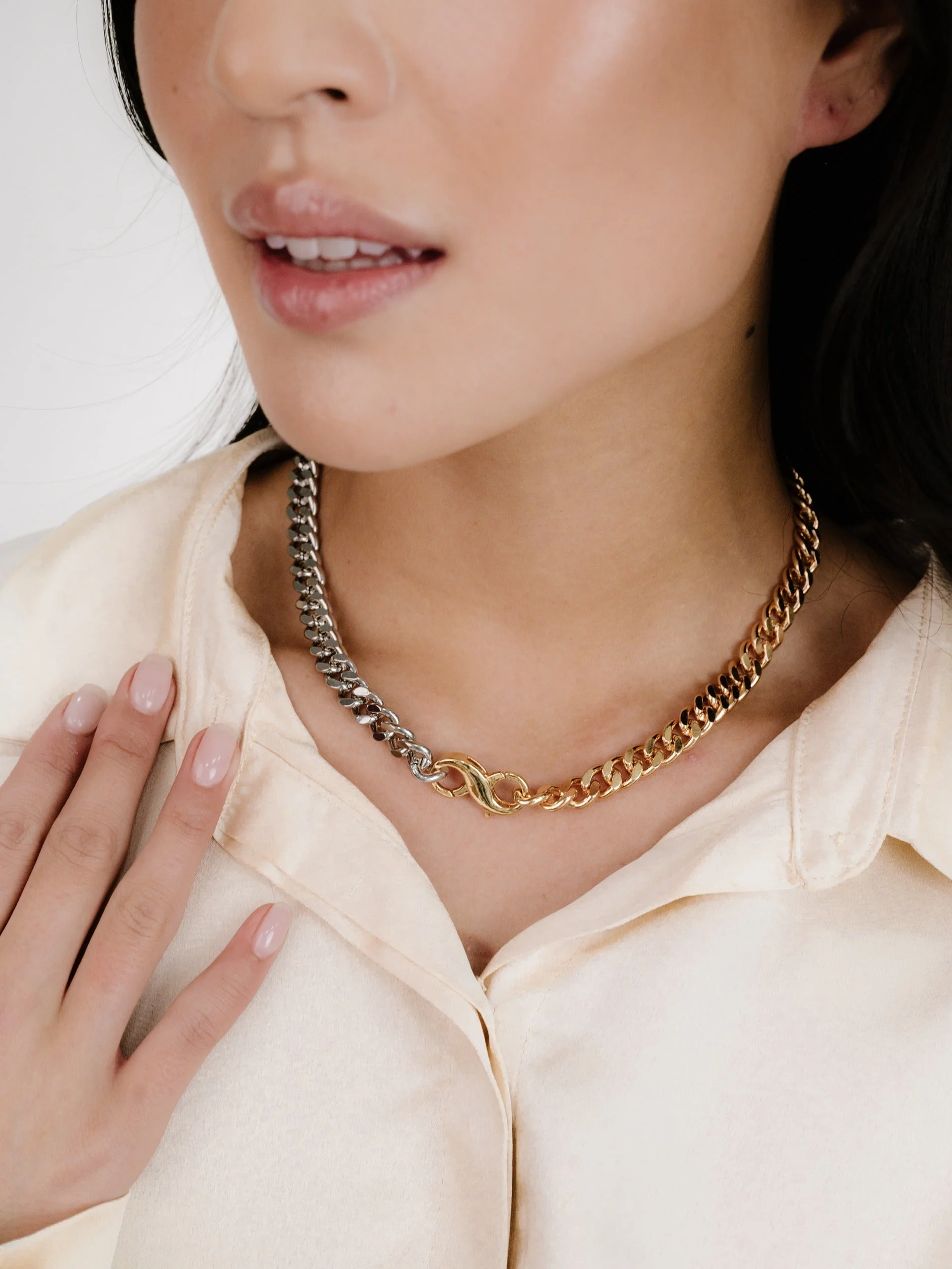 Mixed Metal Chain Link Necklace - Image 3