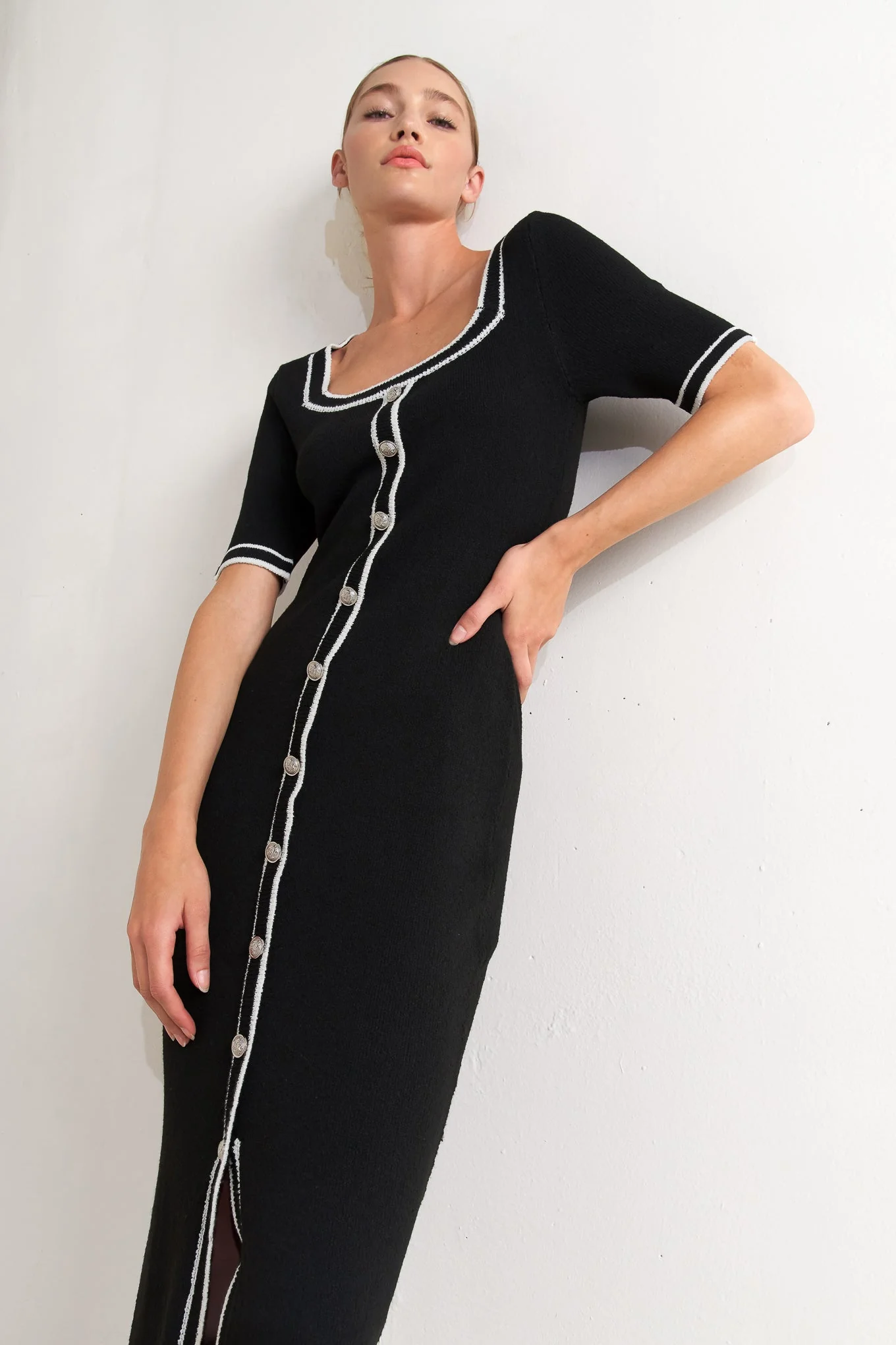MODERN CLASSIC SWEATER KNIT MIDI DRESS - Image 4