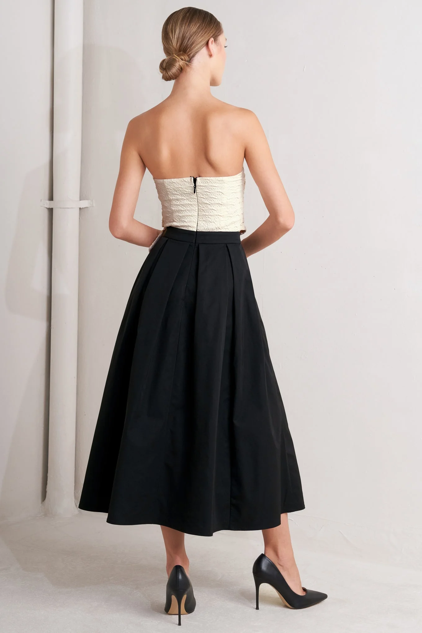 MONO BALLET BLACK & CREAM STRAPLESS MIDI DRESS - Image 2