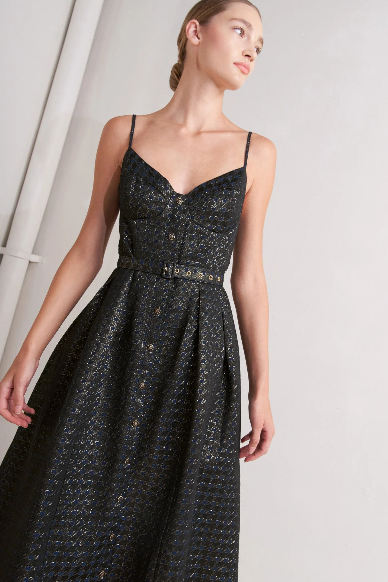NOIR TAPESTRY NAVY & GOLD MIDI DRESS - Image 7