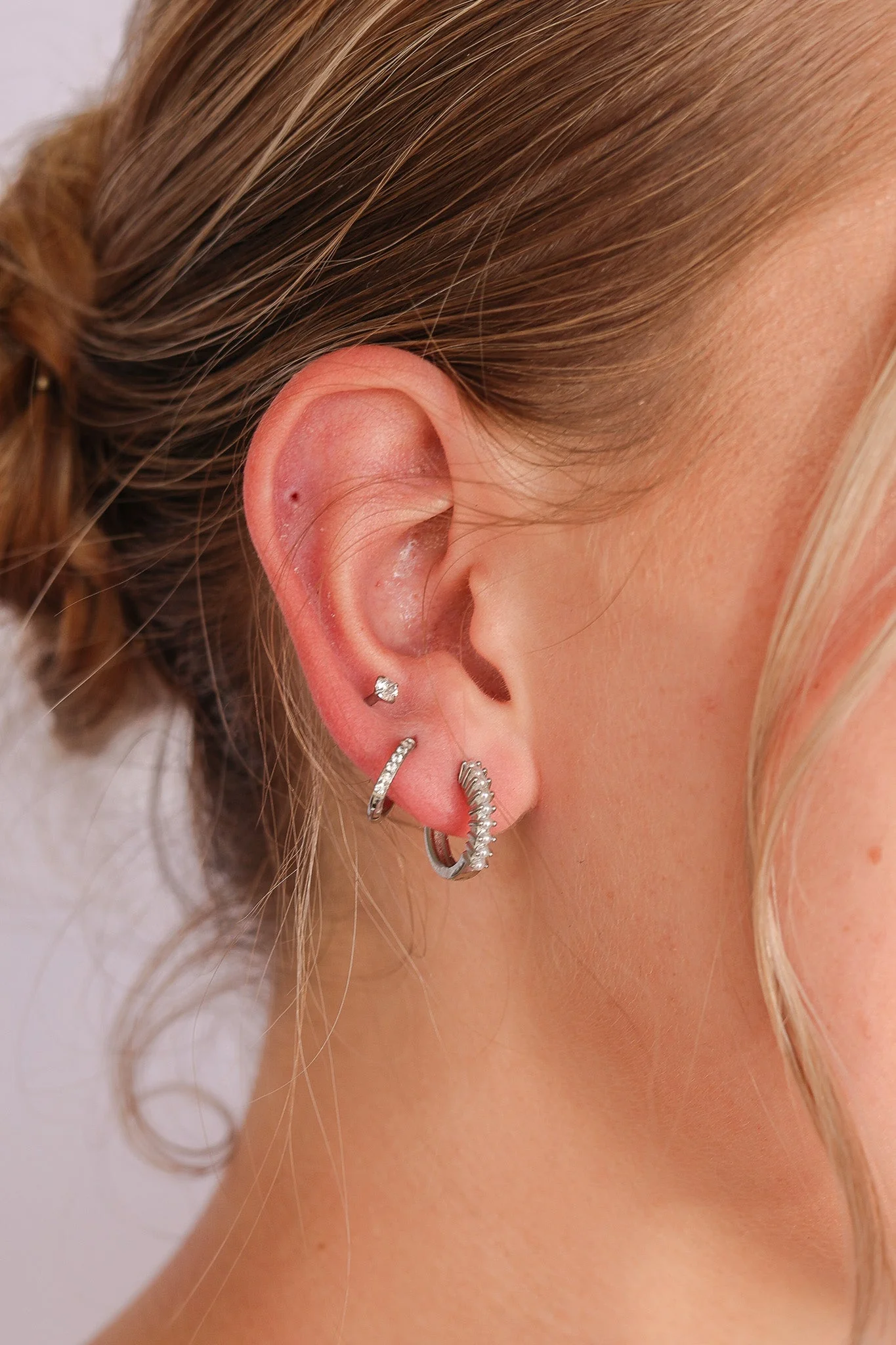 Pearl Mini Hoop Earring - Image 4