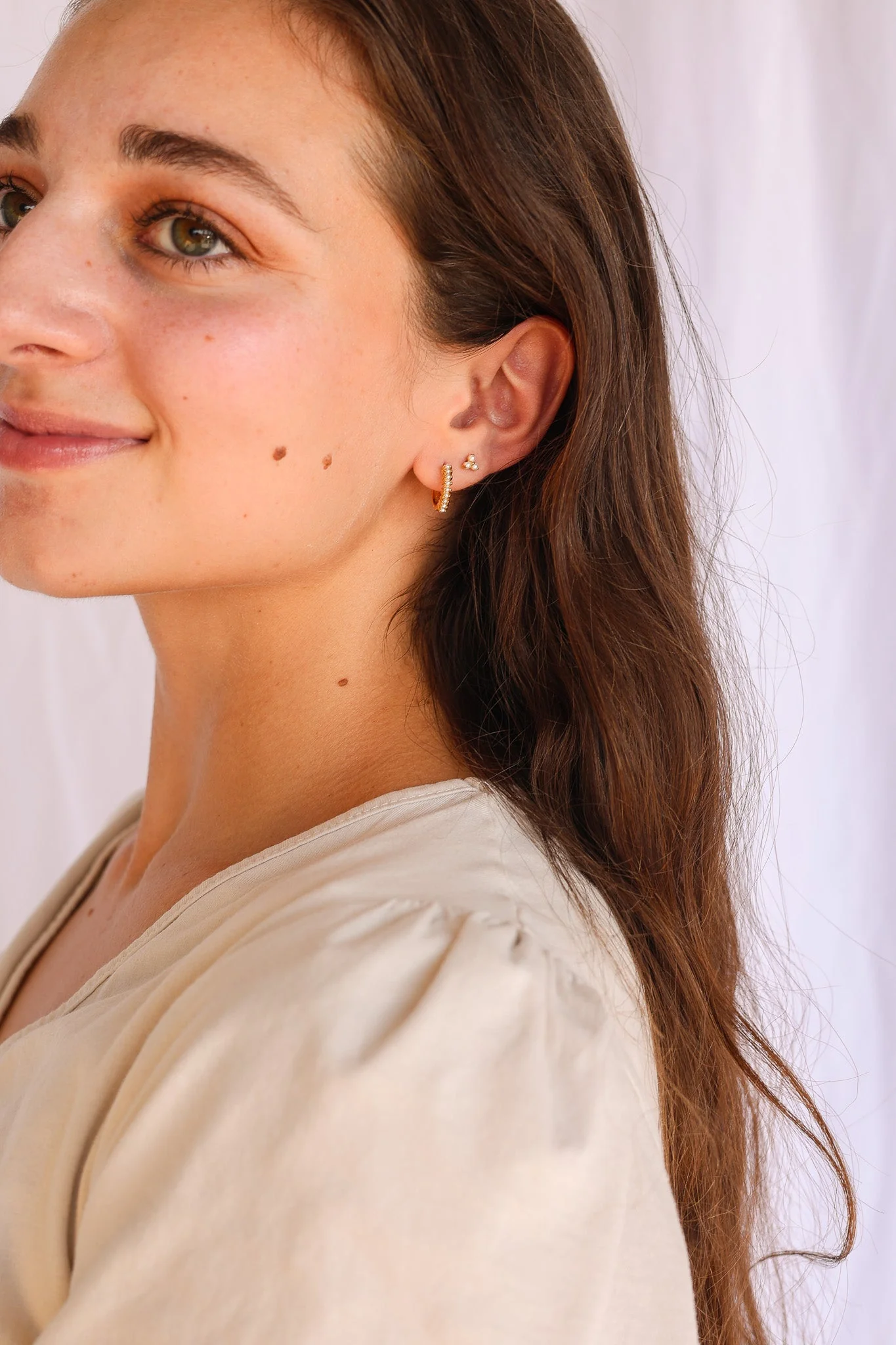Pearl Mini Hoop Earring - Image 5