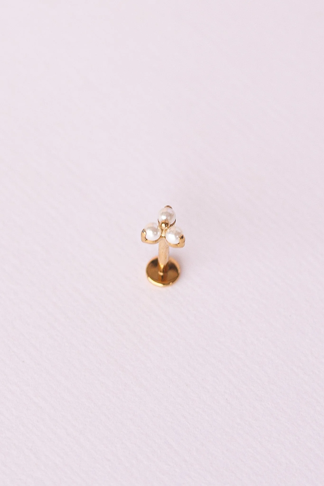 Pearl Trio Flat Back Earring - Image 3