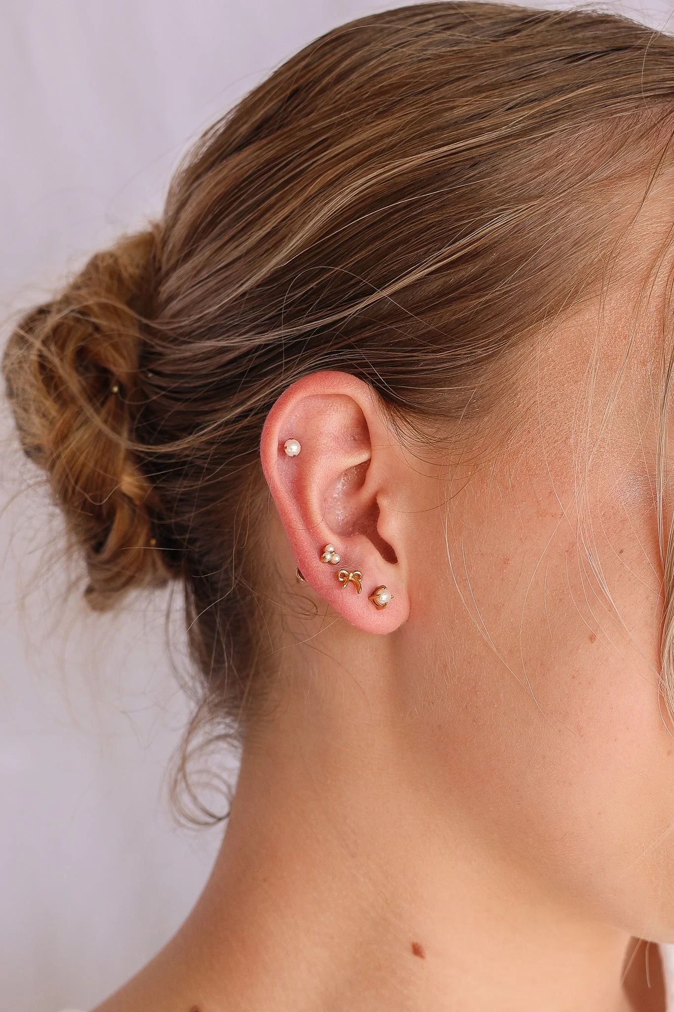 Pearl Trio Flat Back Earring - Image 8