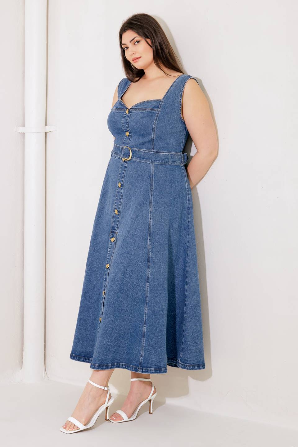 PRETTIEST BEHAVIOR DENIM MIDI DRESS - Image 12