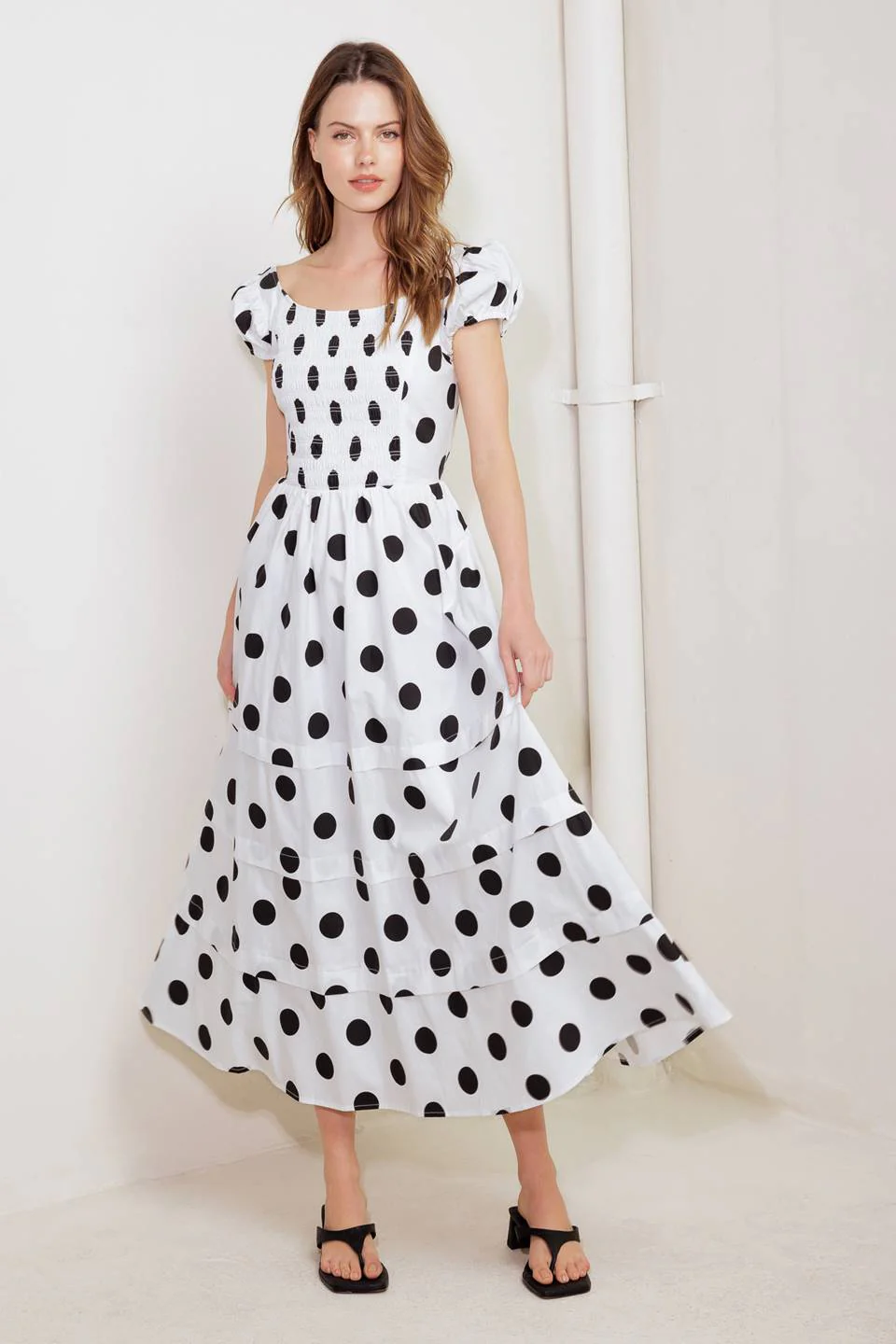 SHORT SLEEVE WHITE & BLACK POLKA DOT MIDI DRESS - Image 4