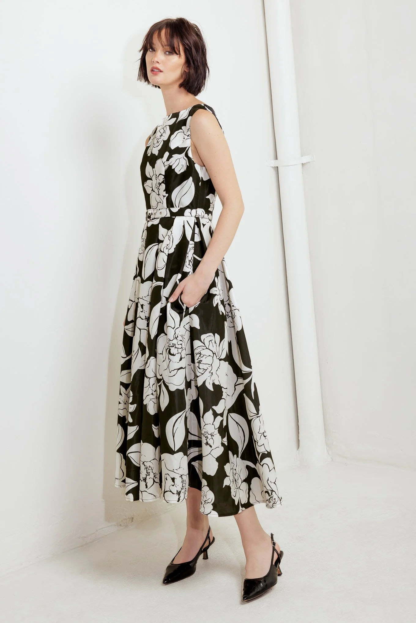 SILENT HEART BLACK FLORAL MIDI DRESS - Image 7