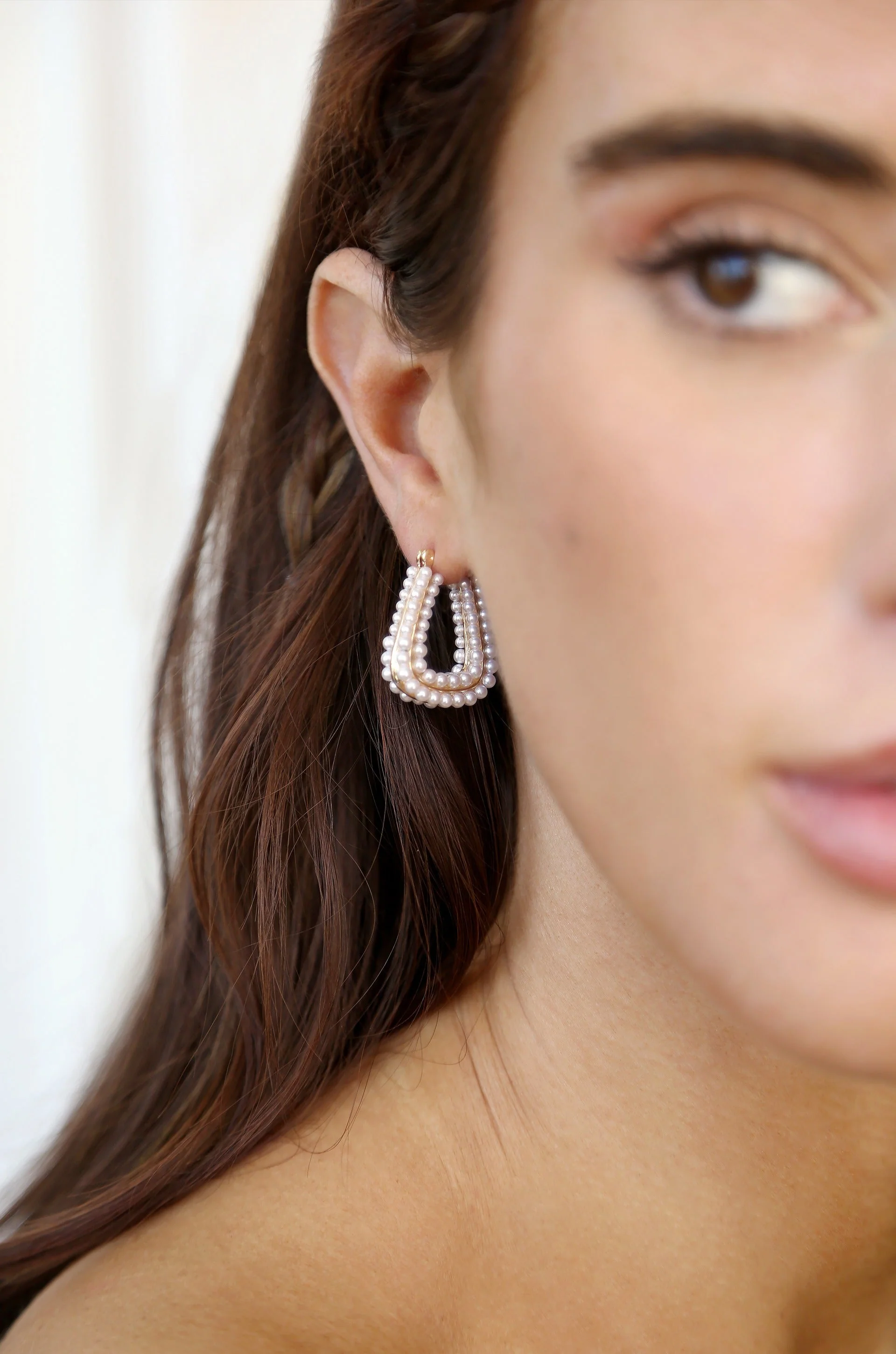Soft Curve Pearl Lined Hoop Earrings - Image 6