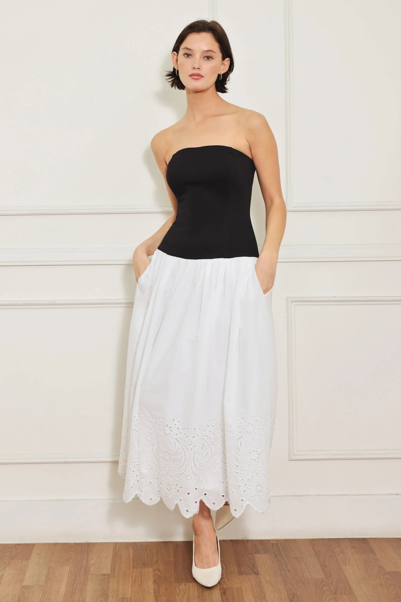 SOFT SPOKEN BEAUTY KNIT BLACK & WHITE MIDI DRESS
