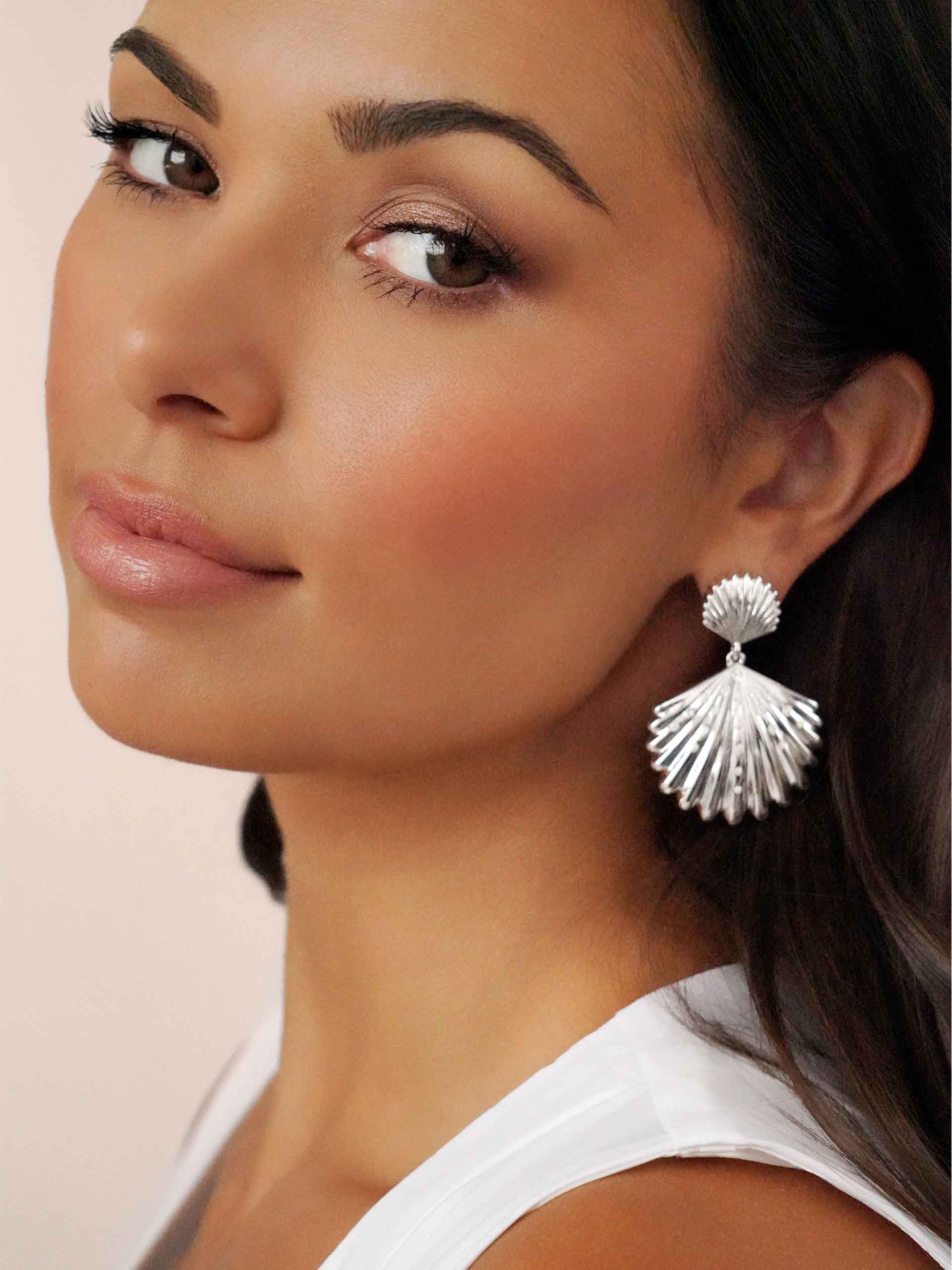 Sun-drenched Shell Earrings - Image 6