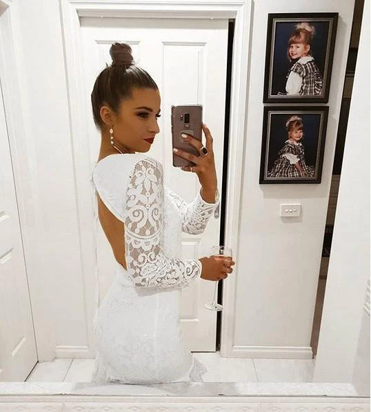 Medindie Dress - White Lace Open Back Dress - Image 10