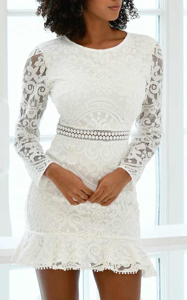 Medindie Dress - White Lace Open Back Dress - Image 9