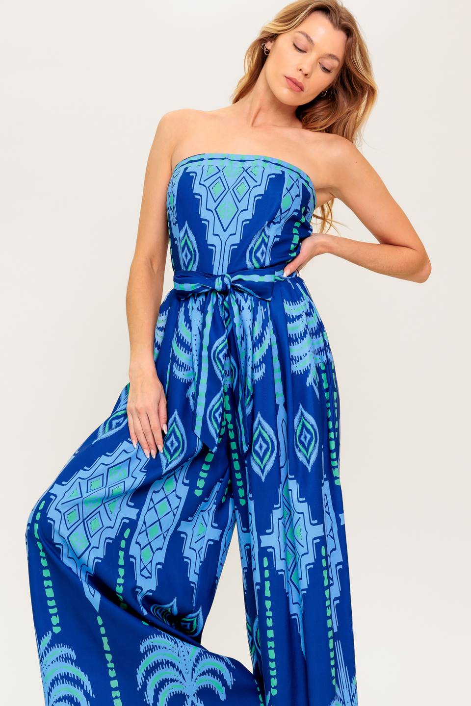 TRINA STRAPLESS JUMPSUIT - NAVY BLUE MULTI - Image 4