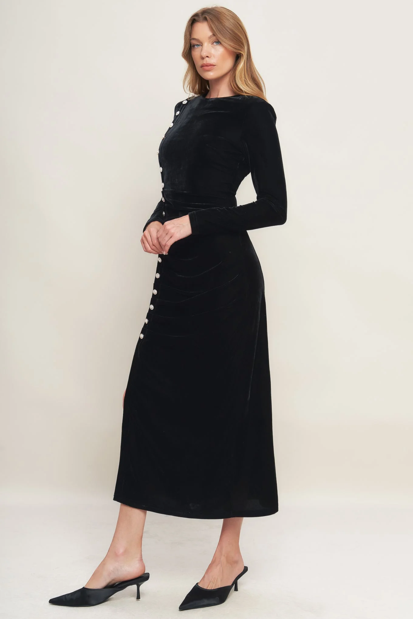 URBAN EMPRESS VELVET MIDI DRESS - Image 4