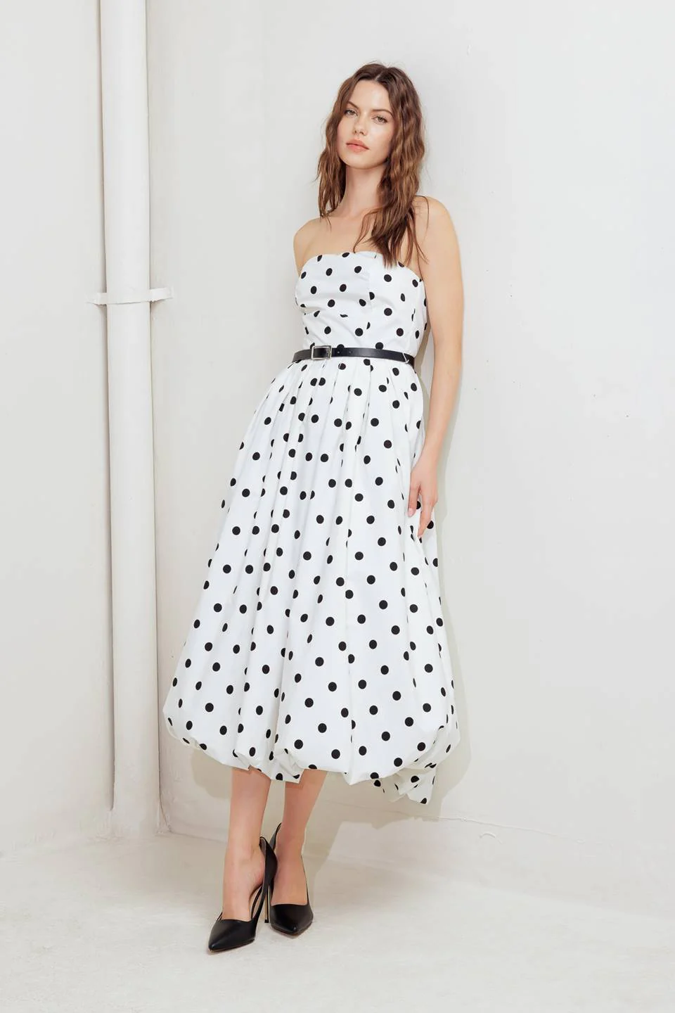 WHITE & BLACK POLKA DOT BUBBLE HEM MIDI DRESS - Image 5