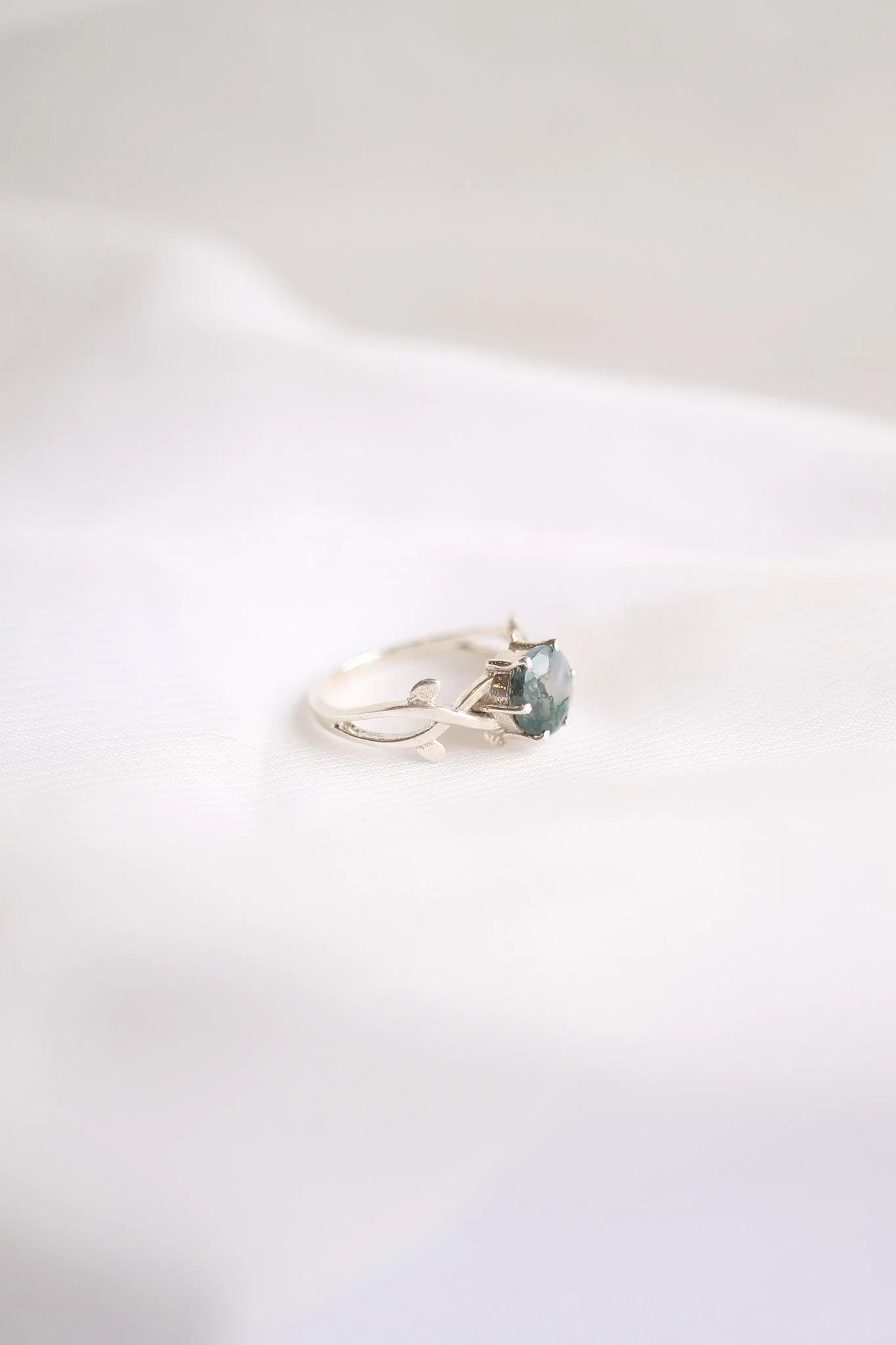 Willow Moss Agate Ring - Image 12