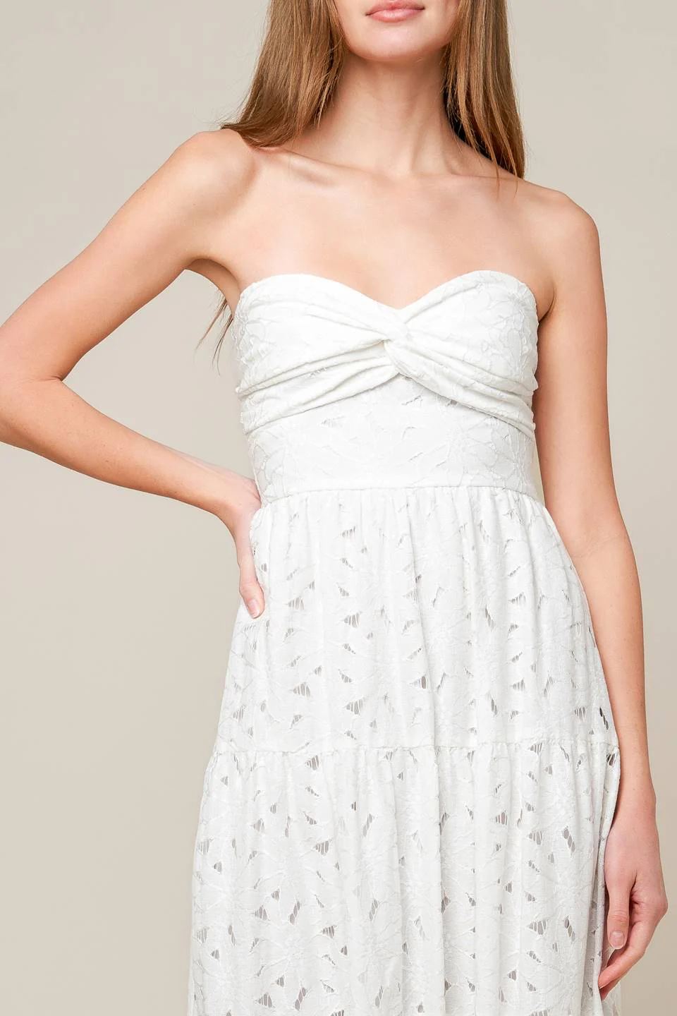 WISHING WELL - STRAPLESS WHITE LACE MAXI DRESS - Image 5
